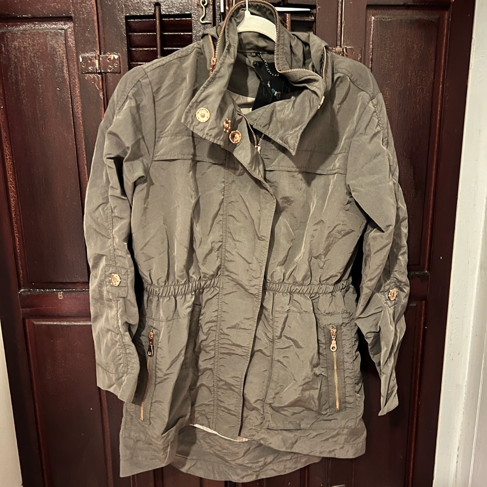 The Fillmore Anorak Jacket, size XS, Army Green